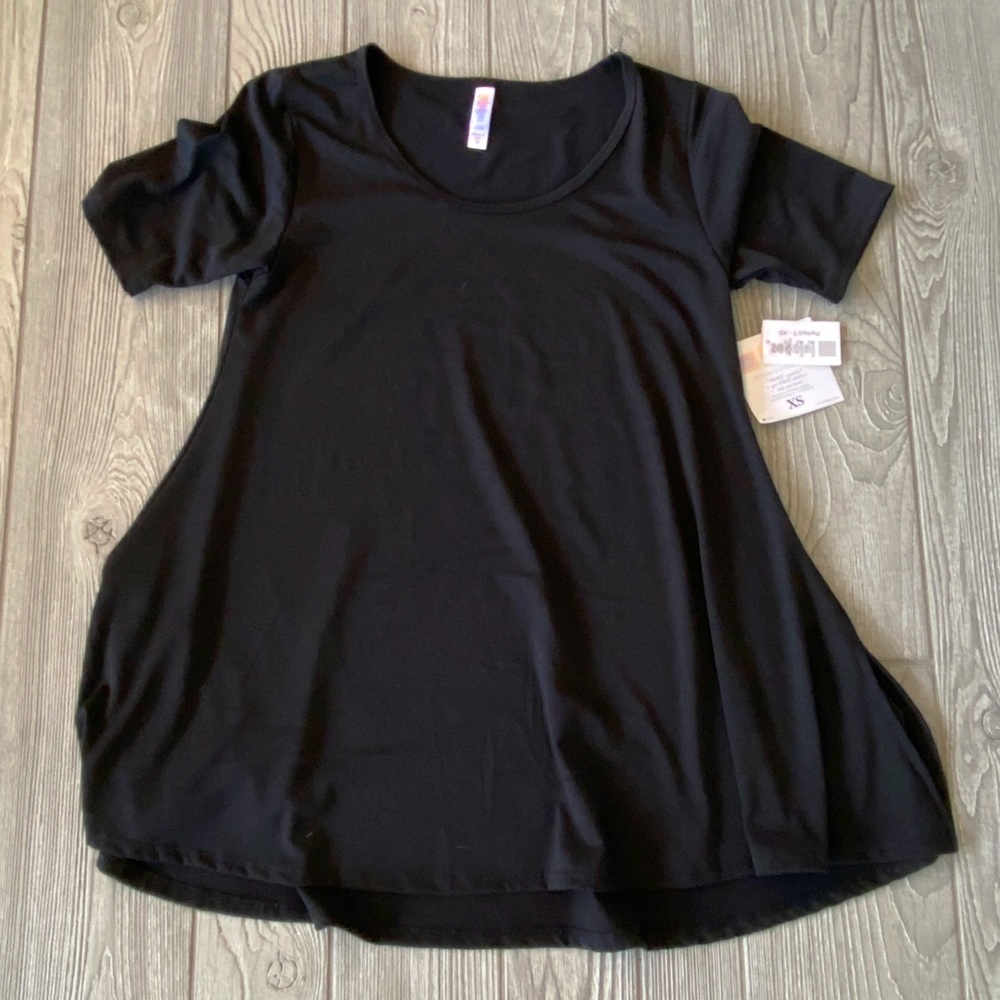 Black perfect t
